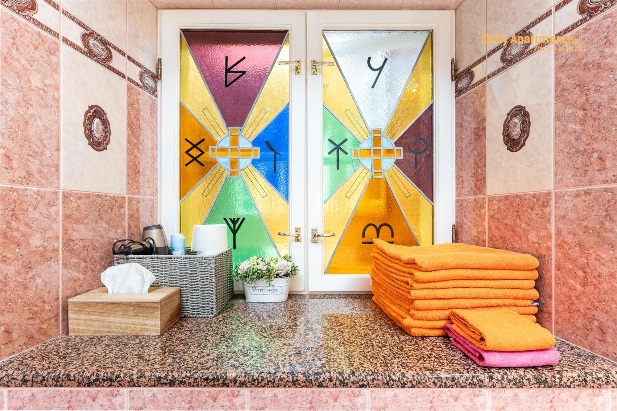 Luxury Suites With Sauna By Rikas Hotels Tallinn Exterior photo